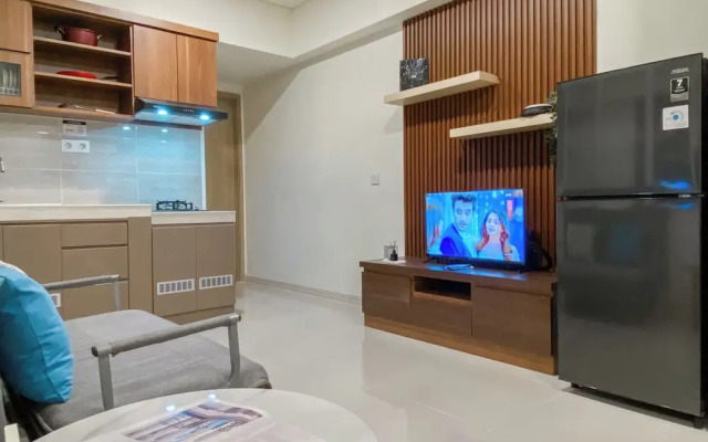 Comfort Look 2Br At Meikarta Apartment