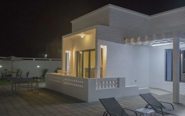 The Pool Villa - Tanuf