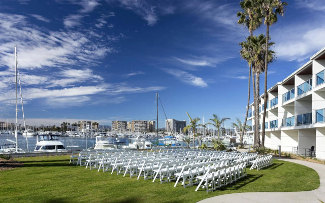 Marina del Rey Hotel