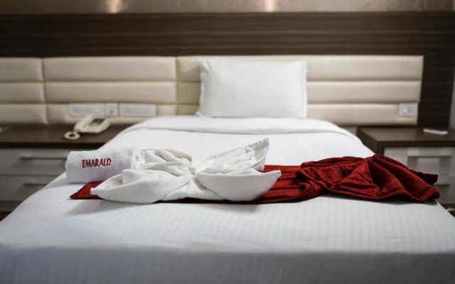 Emarald Hotel Calicut