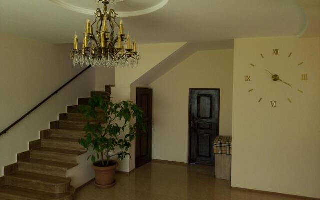 Garni family house B&B