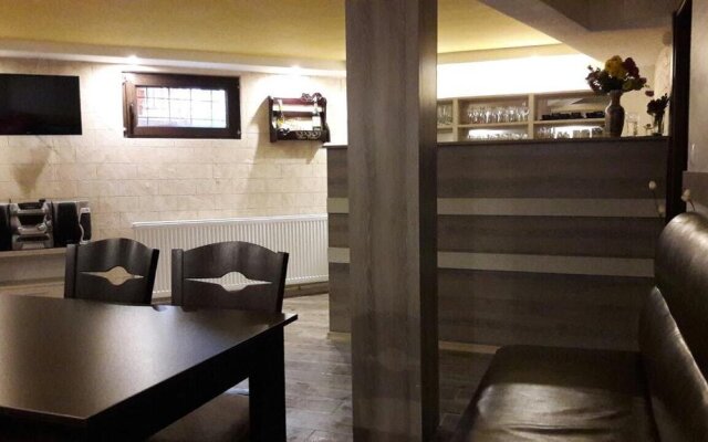 Advel Guest House