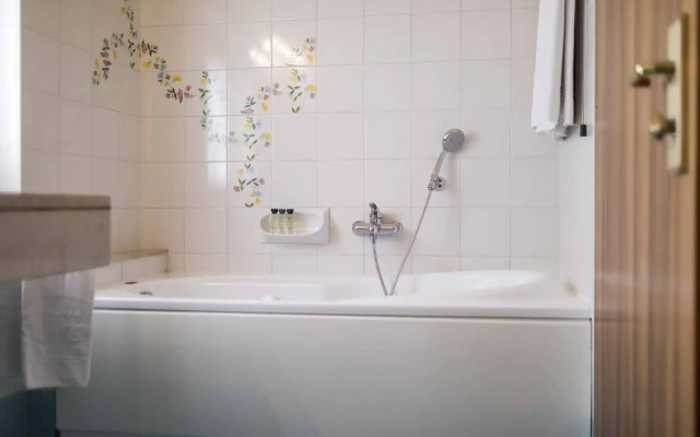 Madrigale Panoramic Lifestyle & Soulful Hotel