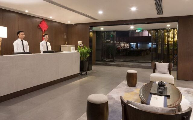 Huali Hotel