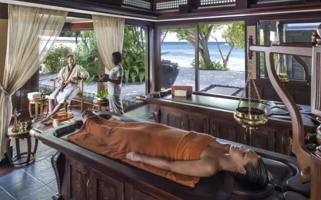 Shangri-La Villingili Resort