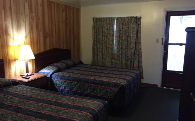 Barnett's Motel