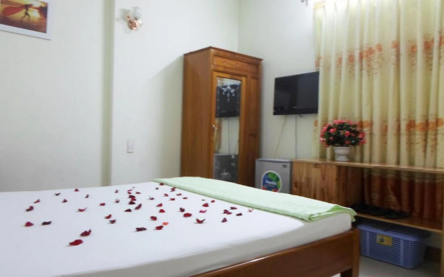 Lucky House Hotel