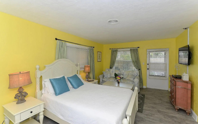 Siesta Key Palms Resort