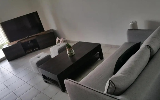 Apt 50m2 avec Balcon tout équipé proche d'Avignon