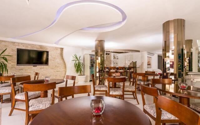 Hotel Romimar