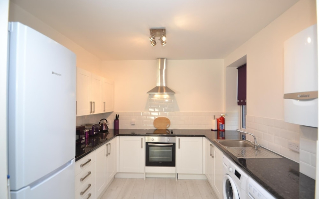 Yew Tree Apartment Two Ryde