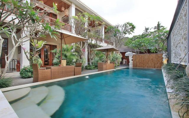 Tebesaya Cottage by Pramana Villas
