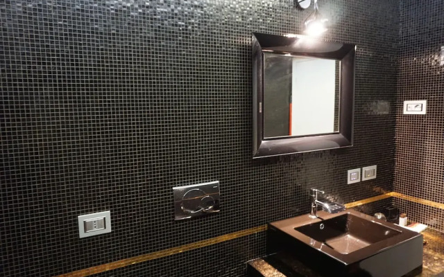 Gold Boutique Apartments