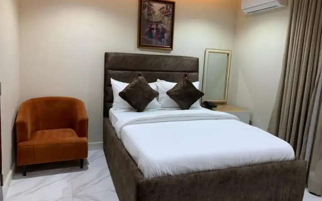Choice Suites Signature