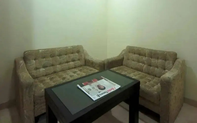 Hotel Metropolitan Karol Bagh