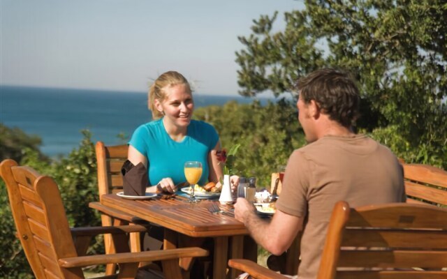 Crawfords Beach Lodge & Cabins