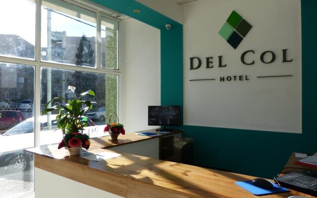 Del Col Hotel