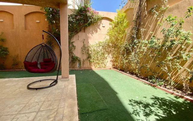 Luxurious Villa Serene Garden New Cairo