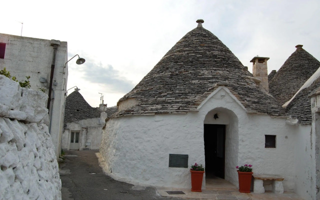 Trulli Holiday Albergo Diffuso