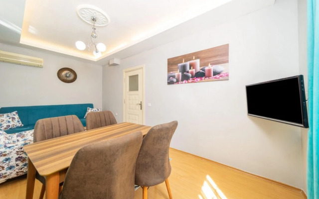 Cozy Flat Near Shopping Malls in Kepez Antalya