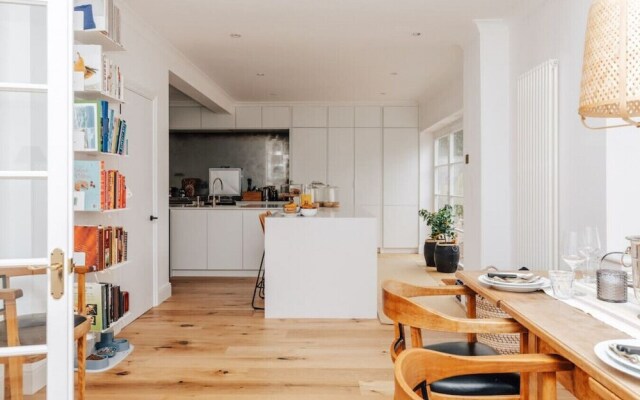 Lavender House - Peaceful Countryside Setting