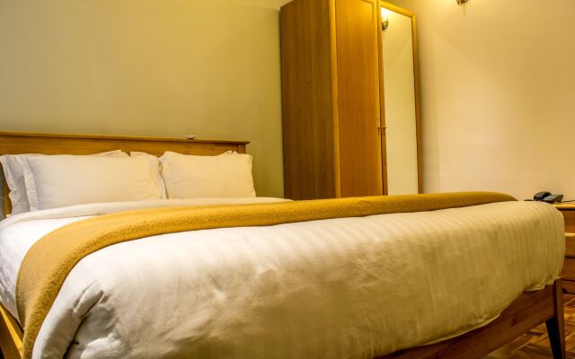 Retreat Serviced Apartments