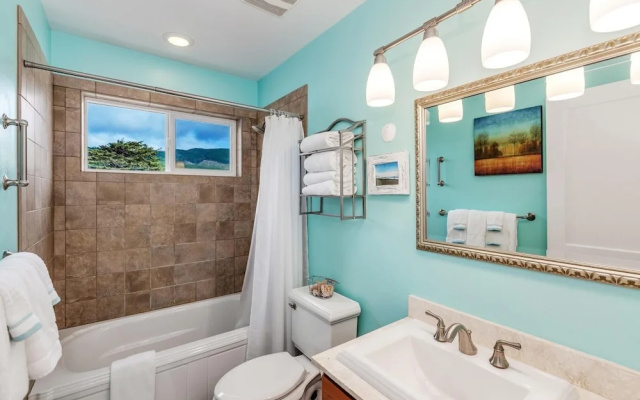 Lakeside Haven 3 Bedroom Townhouse