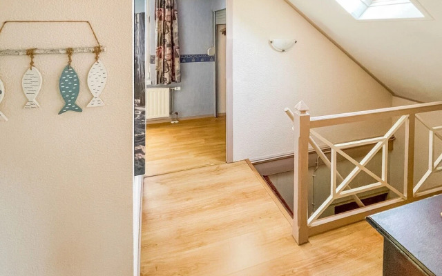 Beautiful Holiday Home in Kamperland Near the Beach