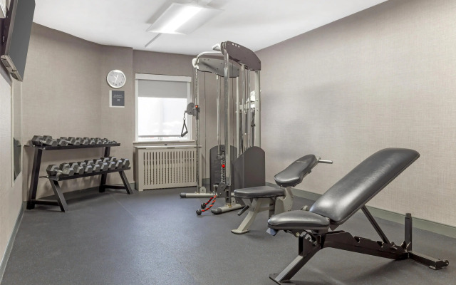 Best Western Plus Raleigh Crabtree Valley Hotel