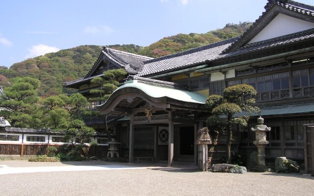 Yawaranoyu Maruya
