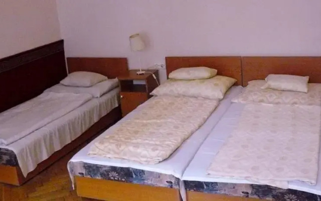 Fehér Páva Hotel