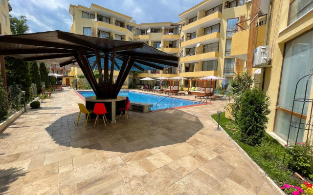 Complex Sands Holiday Apartments