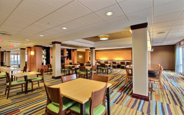 Fairfield Inn & Suites by Marriott Milwaukee Airport