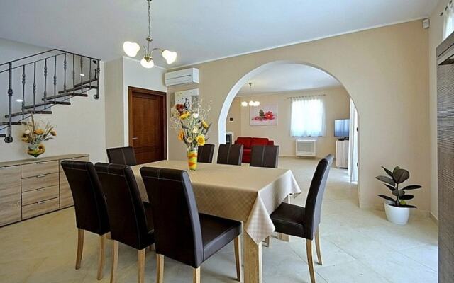 Villa Genia 2
