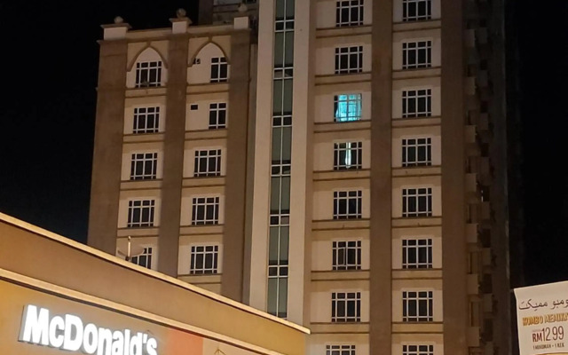 The Viana Apartment IV