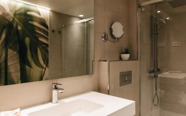 The White Apartments by Ibiza Feeling - Adults Only