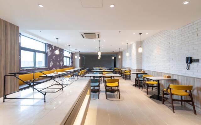 Hanting Premium Hotel Xuzhou Yunlong Wanda Plaza