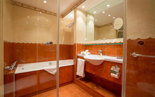 Hotel Alpen Ruitor