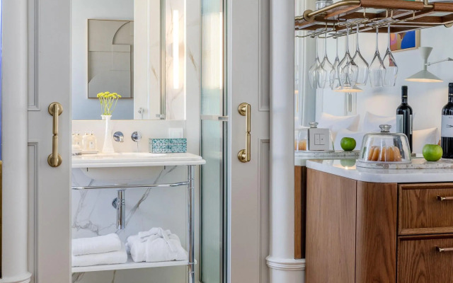 The Dolli At Acropolis, A Hotel To Live