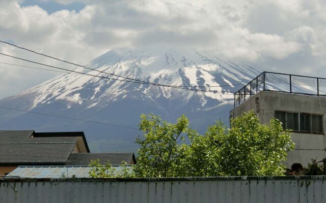 Mt Fuji Hostel Michael's