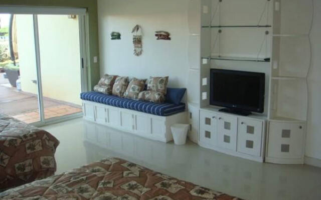 3 BR Condo with Hot Tub