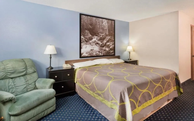Super 8 Motel - Rockford