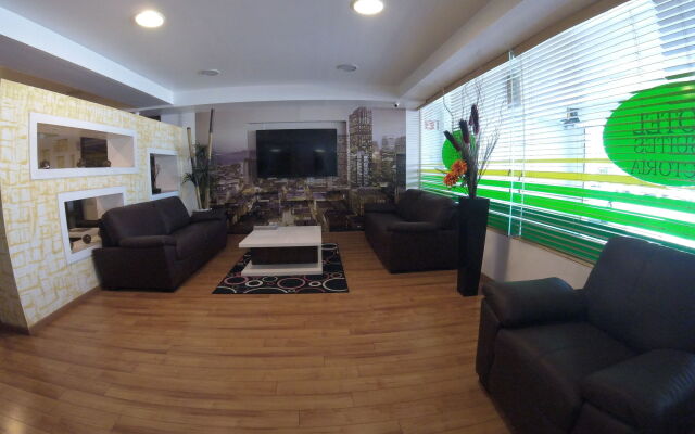 Hotel Suites Victoria
