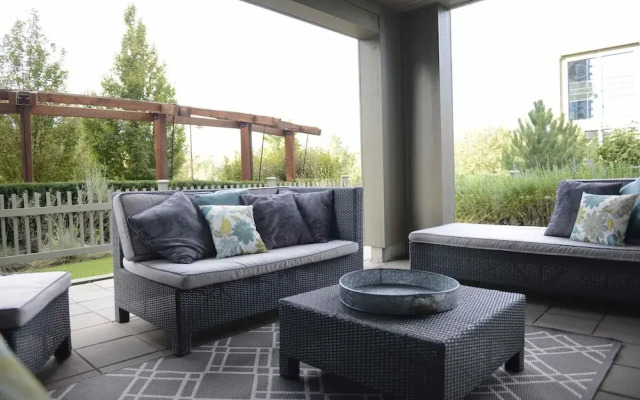 Osprey at Waterscapes by KelownaGo