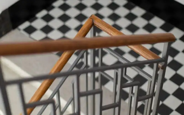 Vis a Vis Apartments