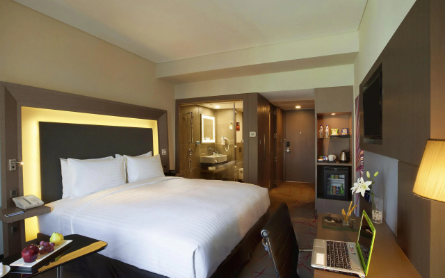 Novotel Chennai Sipcot – Guest Rooms – Chennai