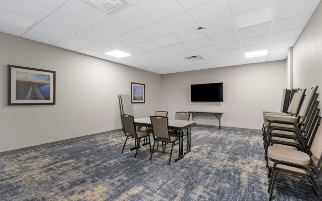 Pestana Orlando Suites - Lake Buena Vista