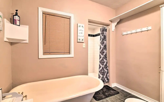 Pet-friendly Auburndale House w/ Lake Views!