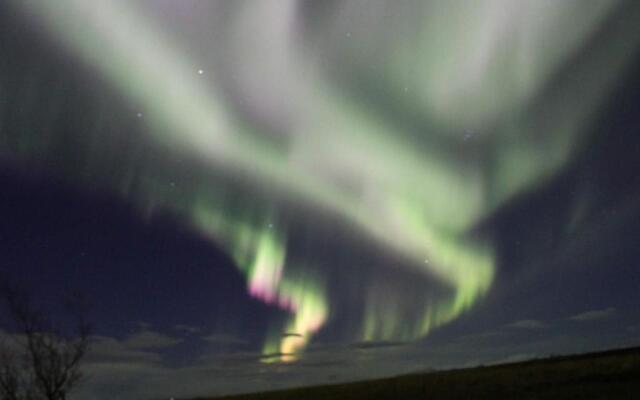 Hekla Cabin 2 Volcano and Glacier View