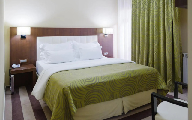 Hotel Pietroasa